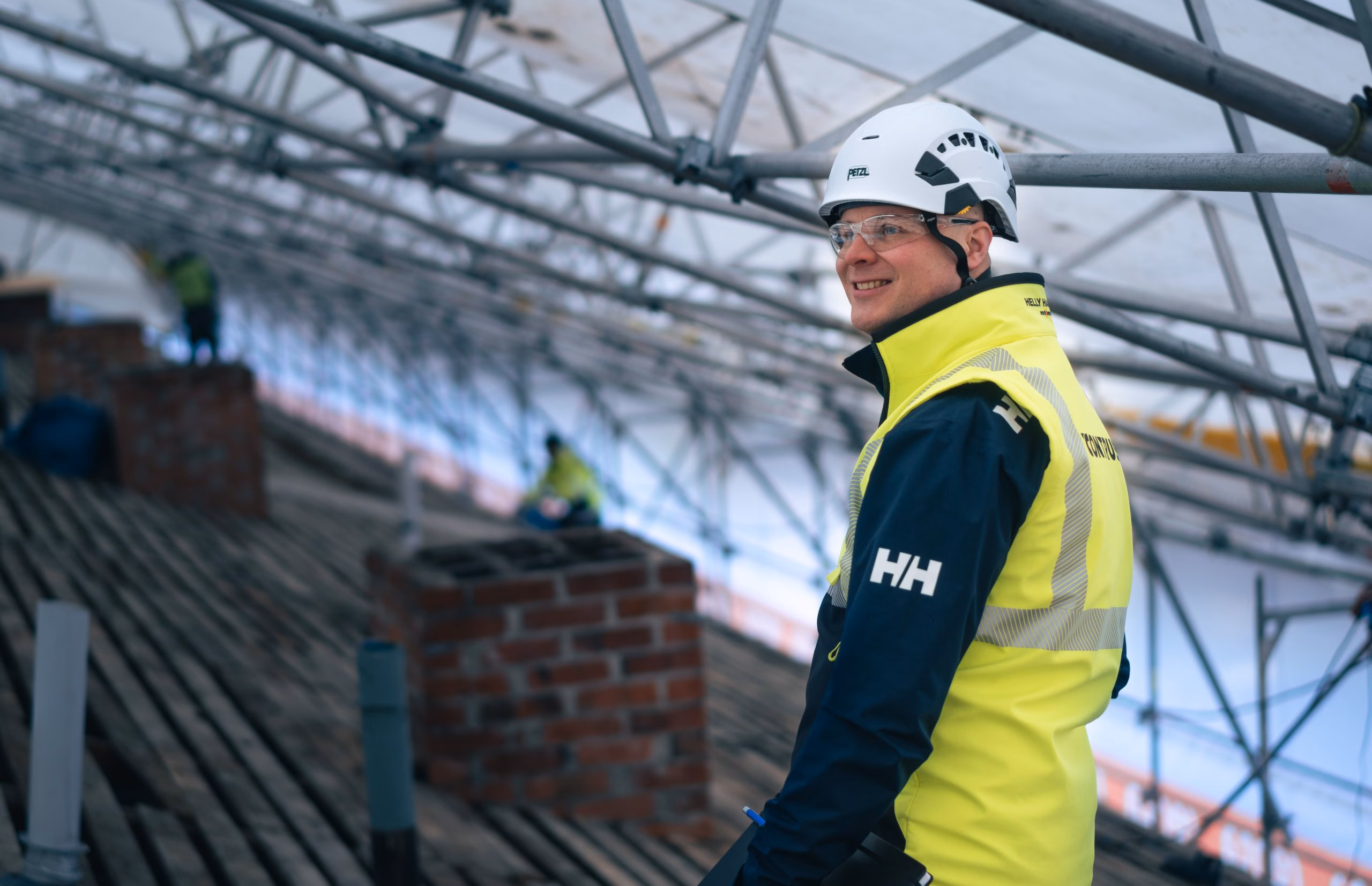 Materiaalien hintojen vaikutus urakan kokonaiskustannuksiin